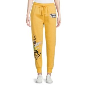 NWT Juniors Looney Toons Jogger Pants